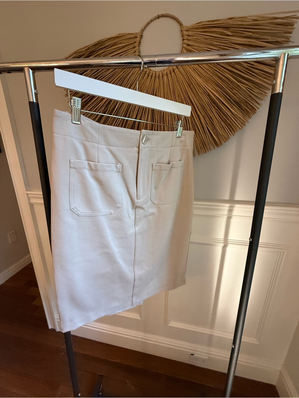 Classic Cream Pencil Skirt - Sleek Front Pocket Design